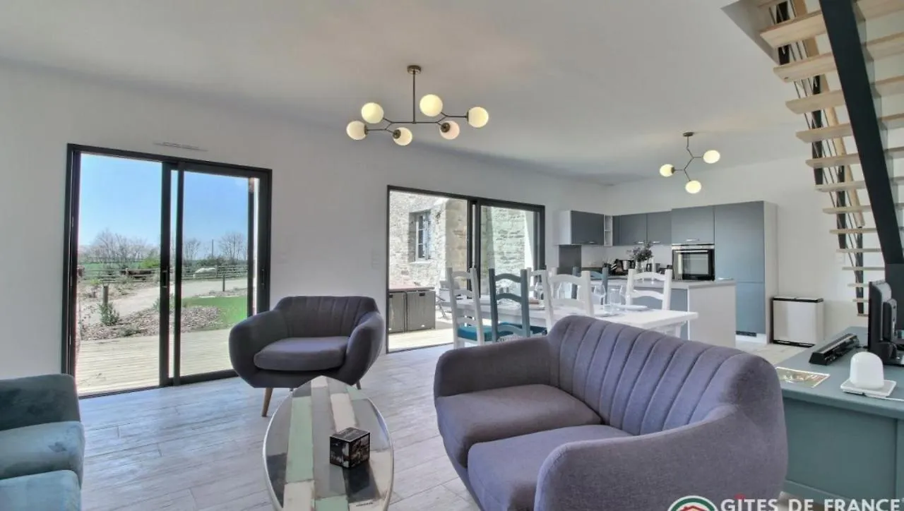Villa Domaine de Kerantroad à Plonévez-Porzay Hébergement de vacances