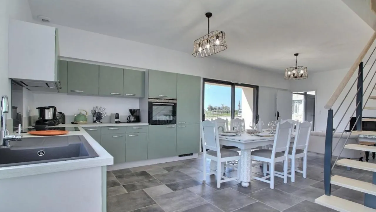 Holiday home Domaine De Kerantroad Villa Plonevez-Porzay